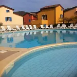 Chez Valerie Et Stephane, Les Terrasses De Lozari شقة
